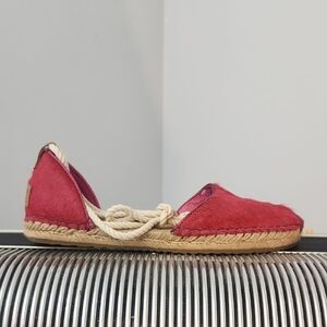 UGG RED ESPIDRILLES WITH CUTE ROPE ANKLE TIE W/SAND DOLLAR ACCENT CHARM
